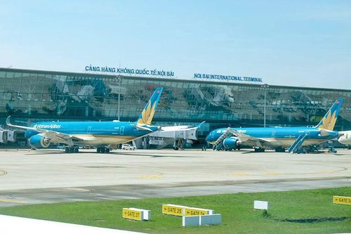 Hôm nay 1-3 chính thức tăng trần giá vé máy bay