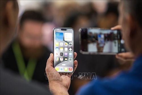 Các nhà bán lẻ Trung Quốc tiếp tục giảm giá bán iPhone 15