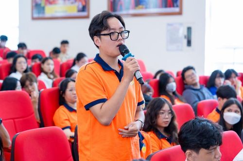 Tranh thủ 'bỏ túi' loạt bí kíp để năng động, sáng tạo như sinh viên HUTECH