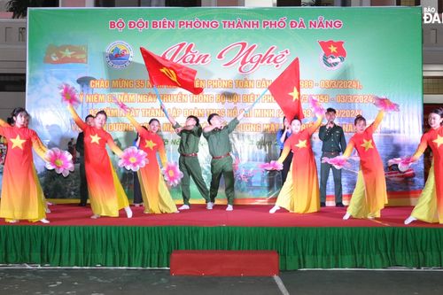 Rộn ràng chương trình văn nghệ 'Thanh niên với biên cương Tổ quốc'