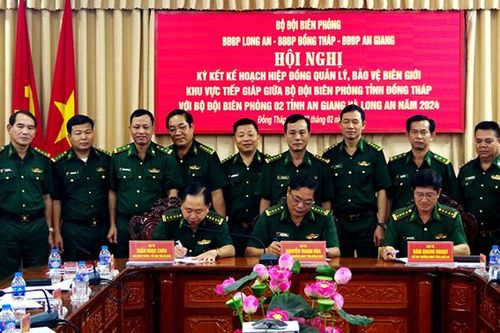 Hội nghị ký kết kế hoạch hiệp đồng quản lý, bảo vệ biên giới