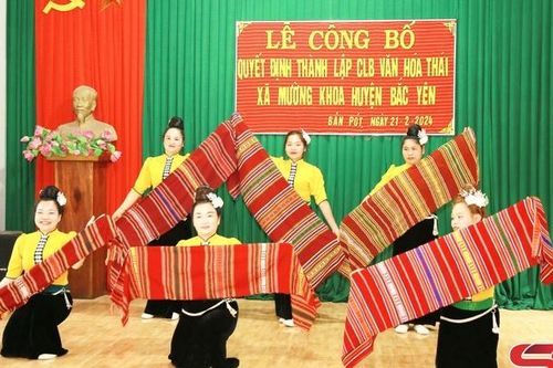 Gìn giữ bản sắc văn hóa dân tộc
