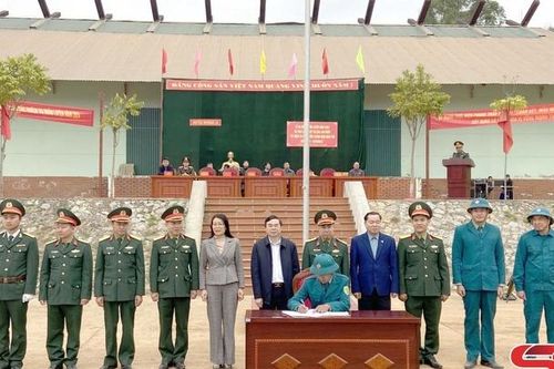 Mường La ra quân huấn luyện năm 2024