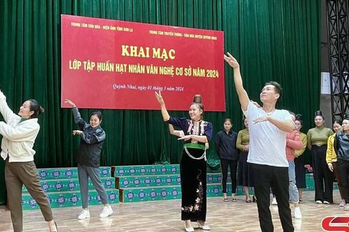 Tập huấn hạt nhân văn nghệ cơ sở năm 2024