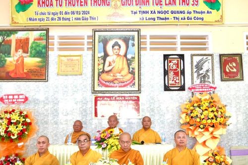 Tiền Giang: Ni giới hệ phái Khất sĩ khai mạc khóa tu truyền thống lần thứ 39 tại tịnh xá Ngọc Quang