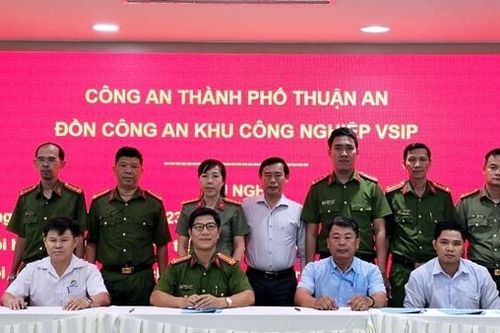 Bình Dương thực hiện thí điểm mô hình 'Công nhân 5 không'