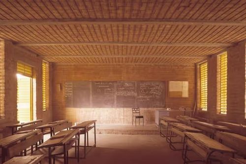 Cách Burkina Faso xây dựng trường học mát mẻ dưới cái nóng 40 độ C