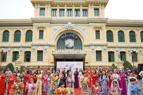 Lễ hội Áo dài thành phố Hồ Chí Minh diễn từ ngày 7 đến 17-3