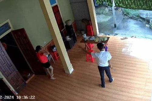 'Phi công trẻ' đánh đập vợ dã man trước ngày ly hôn