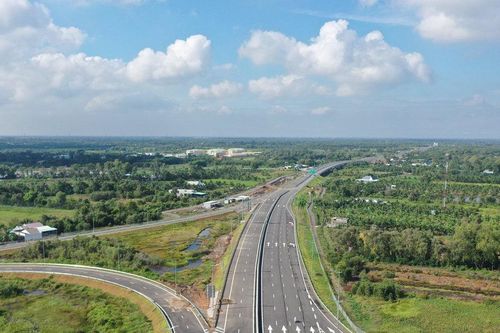 Khẩn trương mở thêm lối vào cao tốc