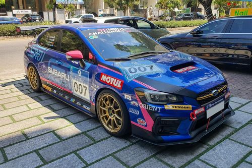 Subaru WRX STI hàng hiếm độ phong cách xe đua