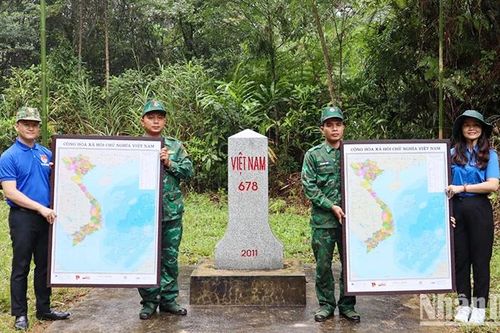 Hơn 100 triệu đồng thực hiện các hoạt động tình nguyện Tháng ba biên giới