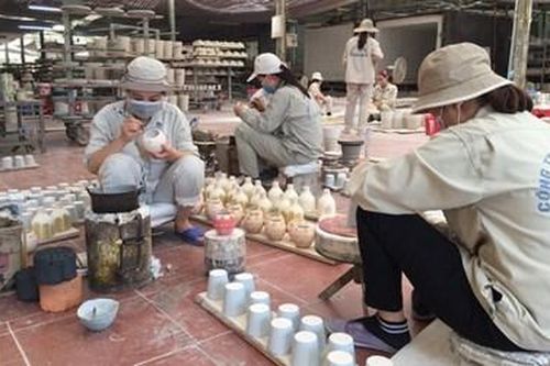 Lăng kính văn hóa: Chăm lo nghệ nhân thủ công mỹ nghệ