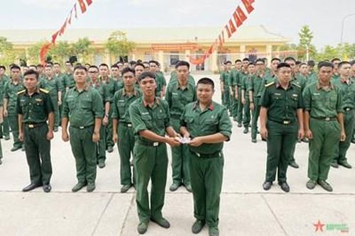 Hành động đẹp của Trung sĩ Trần Ngọc Thanh Quý