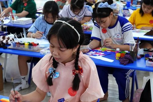 Cuộc thi vẽ tranh Áo dài