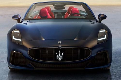 Cận cảnh Maserati GranCabrio 2024 hơn 4,7 tỷ đồng, mạnh 542 mã lực