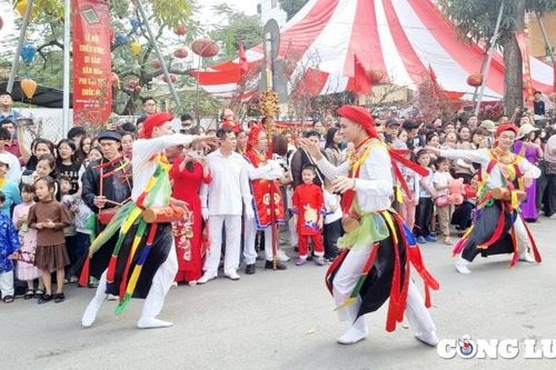 Hơn 400 lễ hội của Hà Nội cơ bản diễn ra an toàn và văn minh
