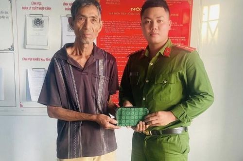 Gia Lai: Nhặt được gần 30 triệu đồng, người nông dân nghèo nhờ Công an tìm người đánh rơi
