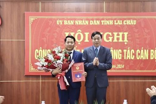 Lai Châu công bố các quyết định về công tác cán bộ