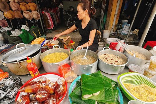 Cầm 50.000 đồng, ăn thả ga đủ món ngon ở chợ quê 'rẻ nhất Nam Định'
