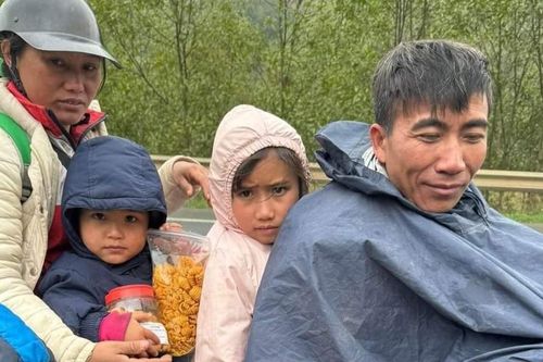 Điều kỳ diệu đến với gia đình 7 người chở nhau 700km đi tìm việc ở Lạng Sơn