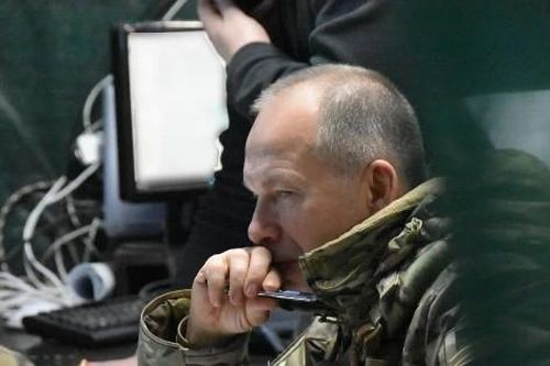 Tổng tư lệnh Ukraine không hài lòng với tướng lĩnh, Nga huy động quân dự bị