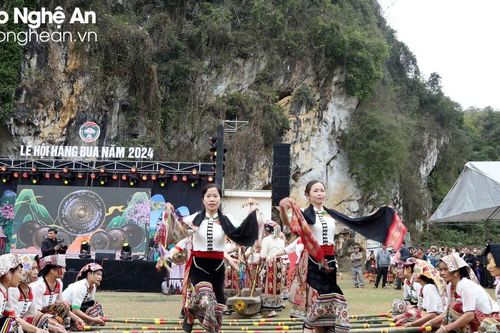 Opening ceremony of Hang Bua Festival in 2024