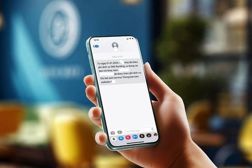 Tài khoản 'bốc hơi' cả triệu đồng, nhiều người 'sốc' khi ngân hàng tăng phí SMS banking