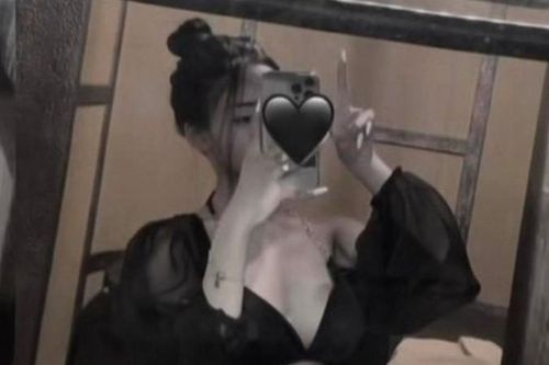 Hot girl Hải Phòng hẹn hò tiền đạo U23 Việt Nam khoe dáng nuột khi diện bikini 'mảnh mai'