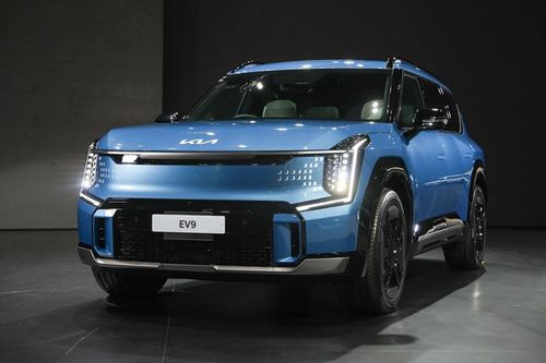 Kia EV9 ra mắt tại Thái Lan, giá khởi điểm gần 2,3 tỷ đồng, chờ ngày về Việt Nam