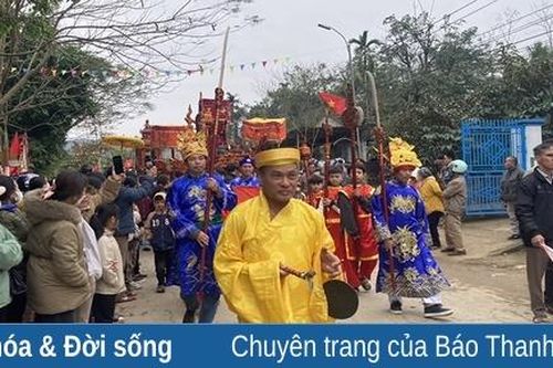Trẩy hội ngày xuân ở miền núi xứ Thanh