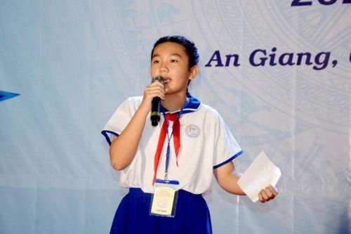 Khai mạc vòng chung khảo Hội thi hùng biện tiếng Anh cấp tỉnh dành cho học sinh phổ thông