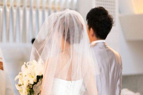 Phụ nữ Nhật Bản không muốn đổi họ khi kết hôn