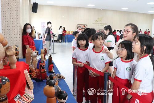 Cùng ngắm bộ sưu tập búp bê truyền thống Nhật Bản triển lãm tại Đồng Nai