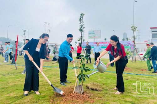 Tạo 'lá phổi xanh' trong các khu công nghiệp