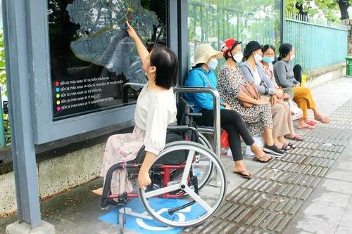 Hỗ trợ người khuyết tật hòa nhập
