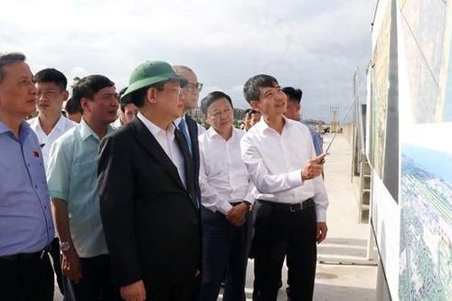 Giữ đà tăng trưởng, tháo gỡ điểm nghẽn để Phú Yên phát triển ổn định
