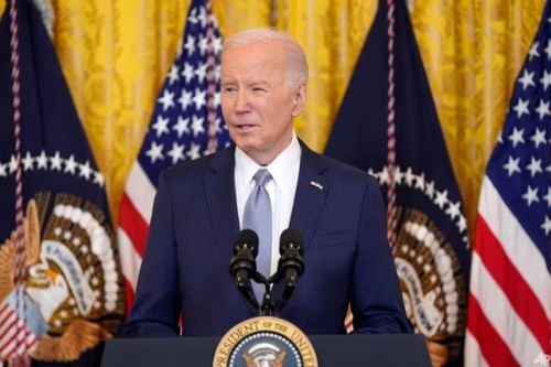 Ông Biden ký dự luật chi tiêu ngắn hạn ngăn chính phủ đóng cửa