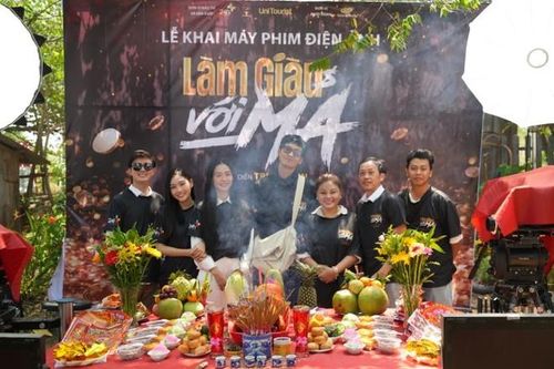 Danh hài Hoài Linh tái xuất với phim điện ảnh 'Làm giàu với ma'