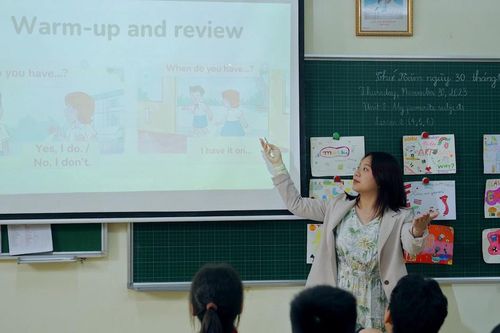 Hơn 4.000 đơn đăng ký thi thiết kế bài giảng điện tử tiếng Anh