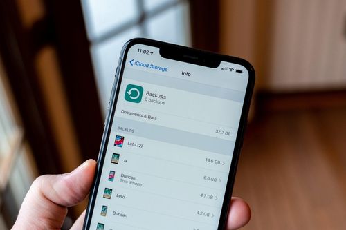 Apple bị kiện vì 'keo kiệt' với người dùng