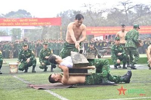 Những hình ảnh võ thuật, khí công ấn tượng của Bộ đội Biên phòng tỉnh Nghệ An