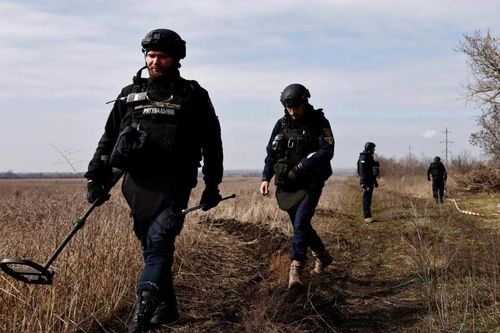Ukraine dùng AI rà phá bom mìn