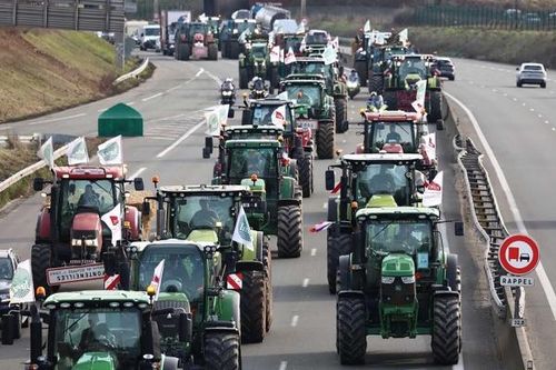 'Điểm nghẽn' của xu hướng năng lượng xanh?