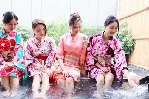 Cùng các người đẹp trải nghiệm suối khoáng nóng tương đương mạch khoáng Phú Sĩ ở Phú Thọ