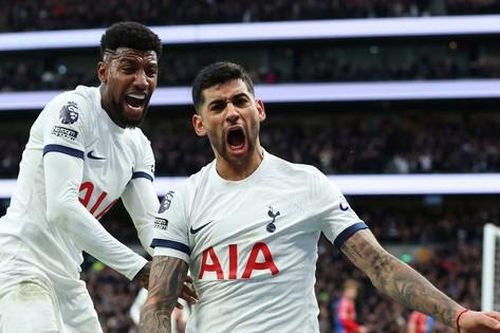 Tottenham lội ngược dòng ngoạn mục