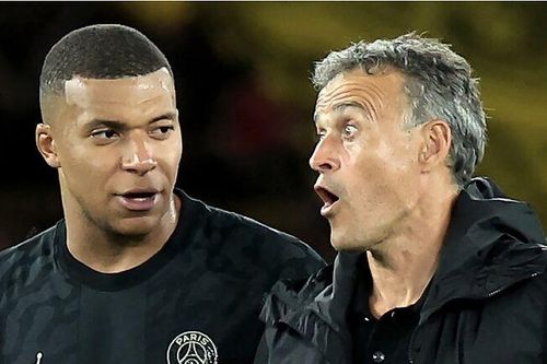 Mbappe gặp HLV Enrique giải quyết căng thẳng bị 'đì' vì rời PSG