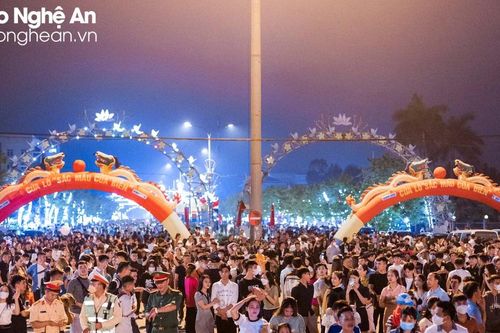 Hỗ trợ phát triển kinh tế đêm ở thành phố Vinh và thị xã Cửa Lò