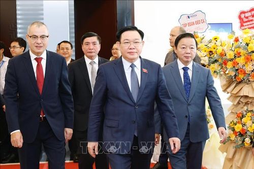 Chủ tịch Quốc hội dự Hội nghị công bố quy hoạch và xúc tiến đầu tư tỉnh Phú Yên