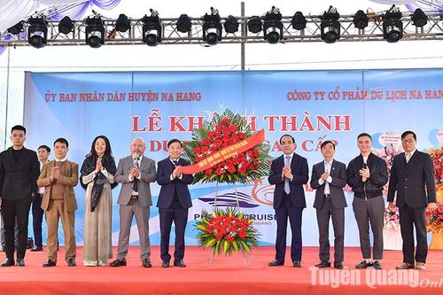 Khánh thành du thuyền cao cấp Phượng Hoàng